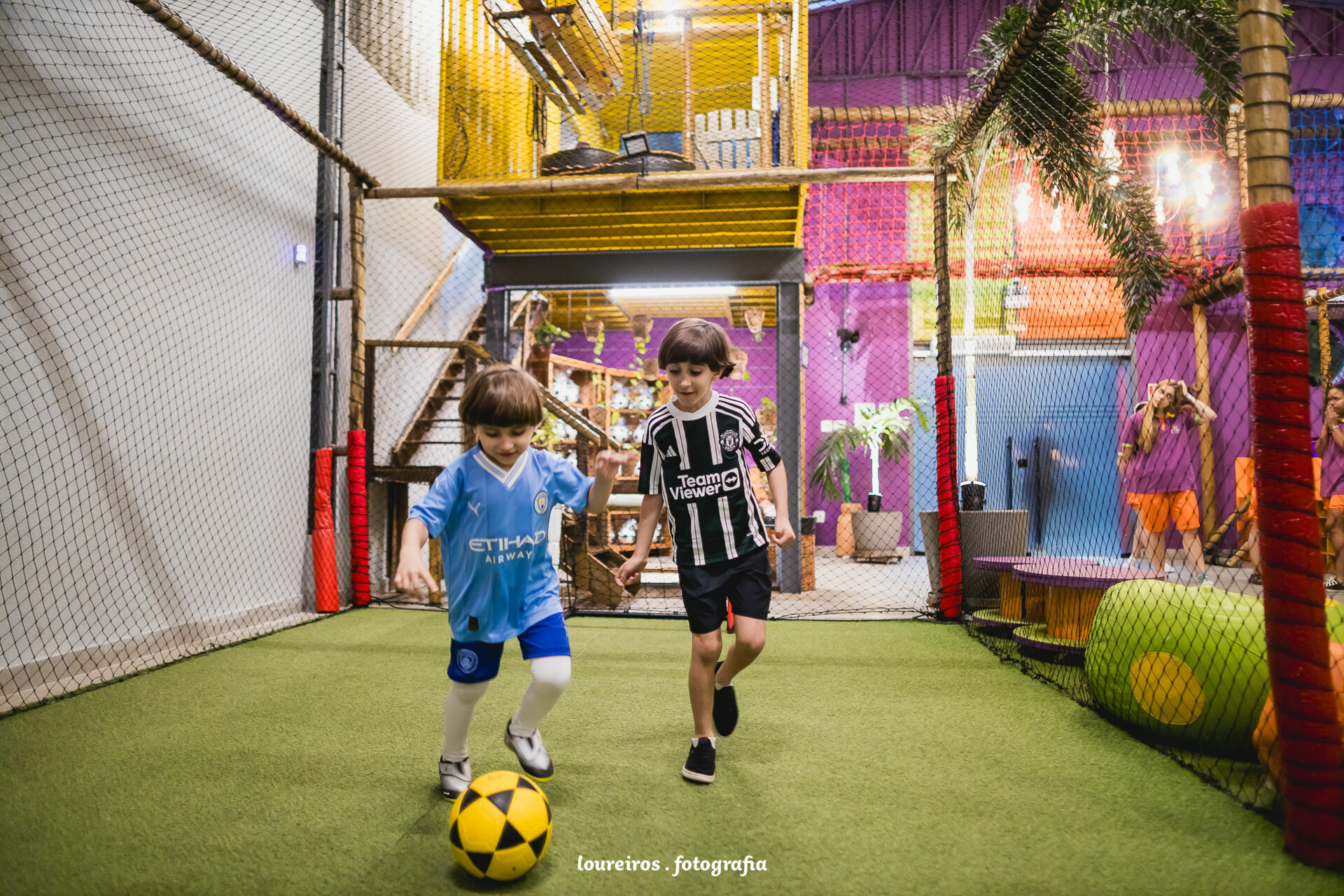 Foto Festa Infantil . Antônio 5 anos . Futebol . Vila Pindô . Serra - ES Foto Festa Infantil . Antônio 5 anos . Futebol . Vila Pindô . Serra - ES - Imagem 31