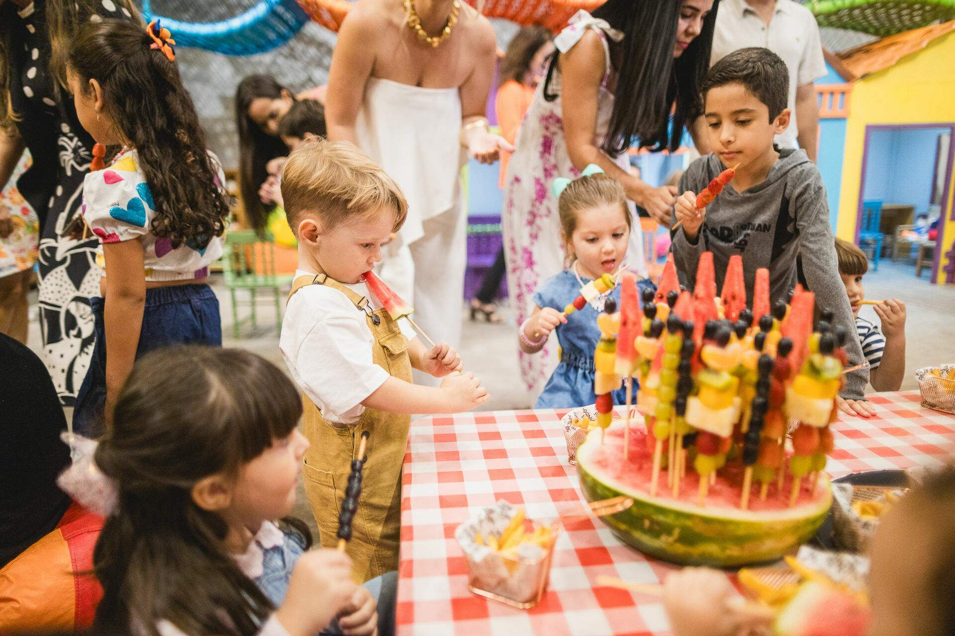 Foto Festa Infantil . Gabriel 3 anos . Trator . Vila Pindô . Serra-ES Foto Festa Infantil . Gabriel 3 anos . Trator . Vila Pindô . Serra-ES - Imagem 30