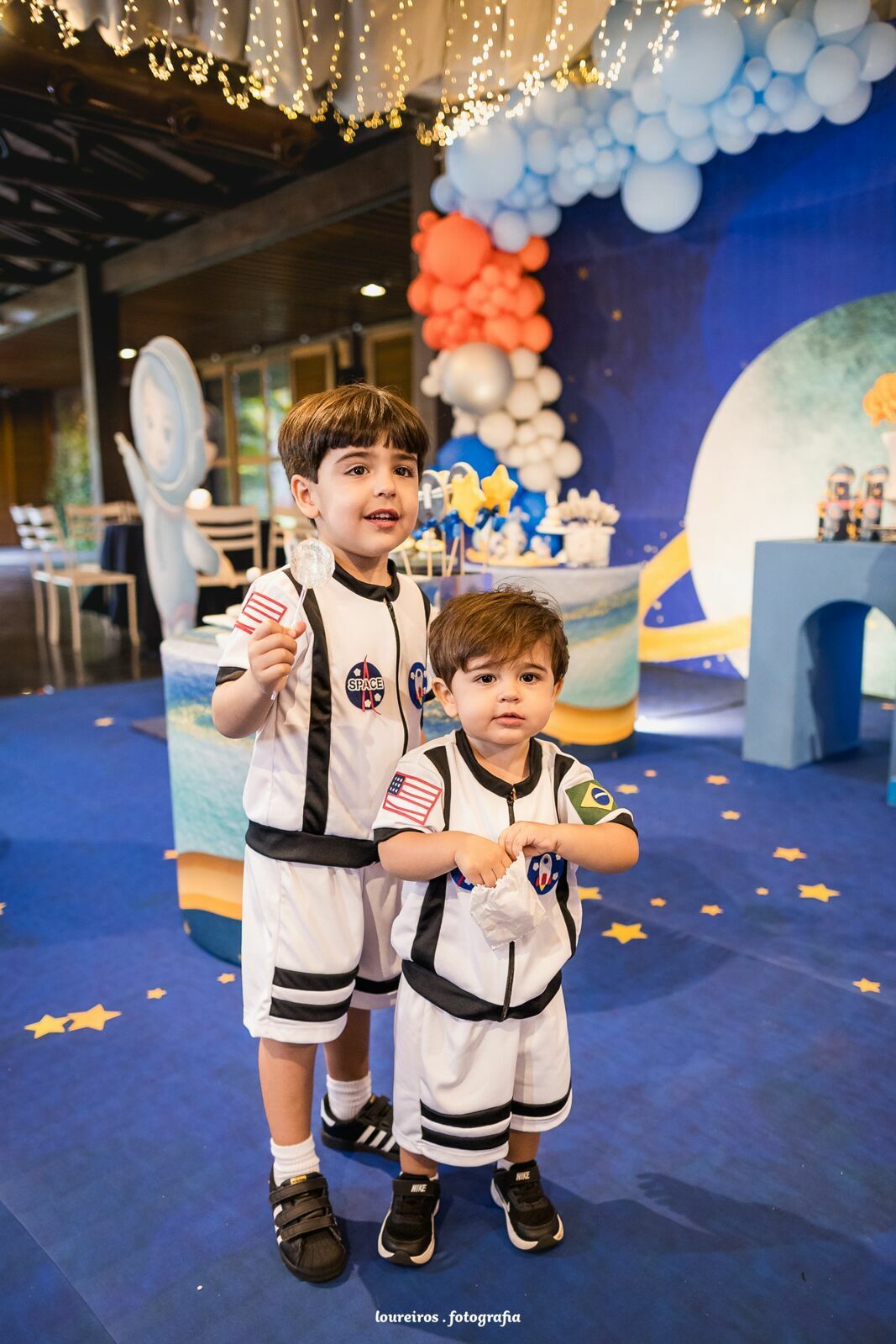 Foto Aniversário Infantil . Theo e Noah . Espaço e Astronauta . Cerimonial Oasis . Vitória-ES Foto Aniversário Infantil . Theo e Noah . Espaço e Astronauta . Cerimonial Oasis . Vitória-ES - Imagem 25