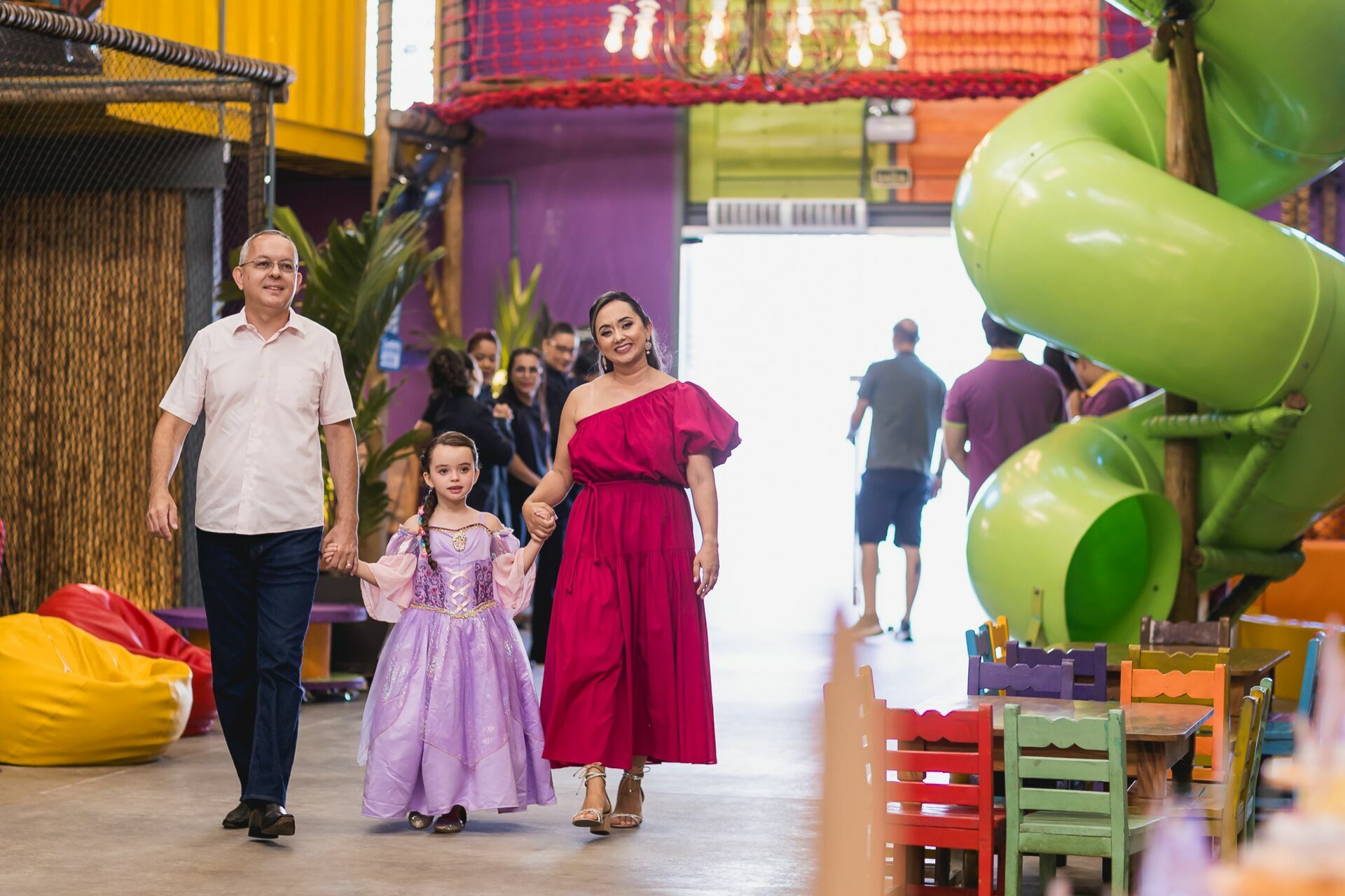 Foto Aniversário Infantil . Manuela 6 anos . Rapunzel . Vila Pindô . Serra - ES Foto Aniversário Infantil . Manuela 6 anos . Rapunzel . Vila Pindô . Serra - ES - Imagem 9