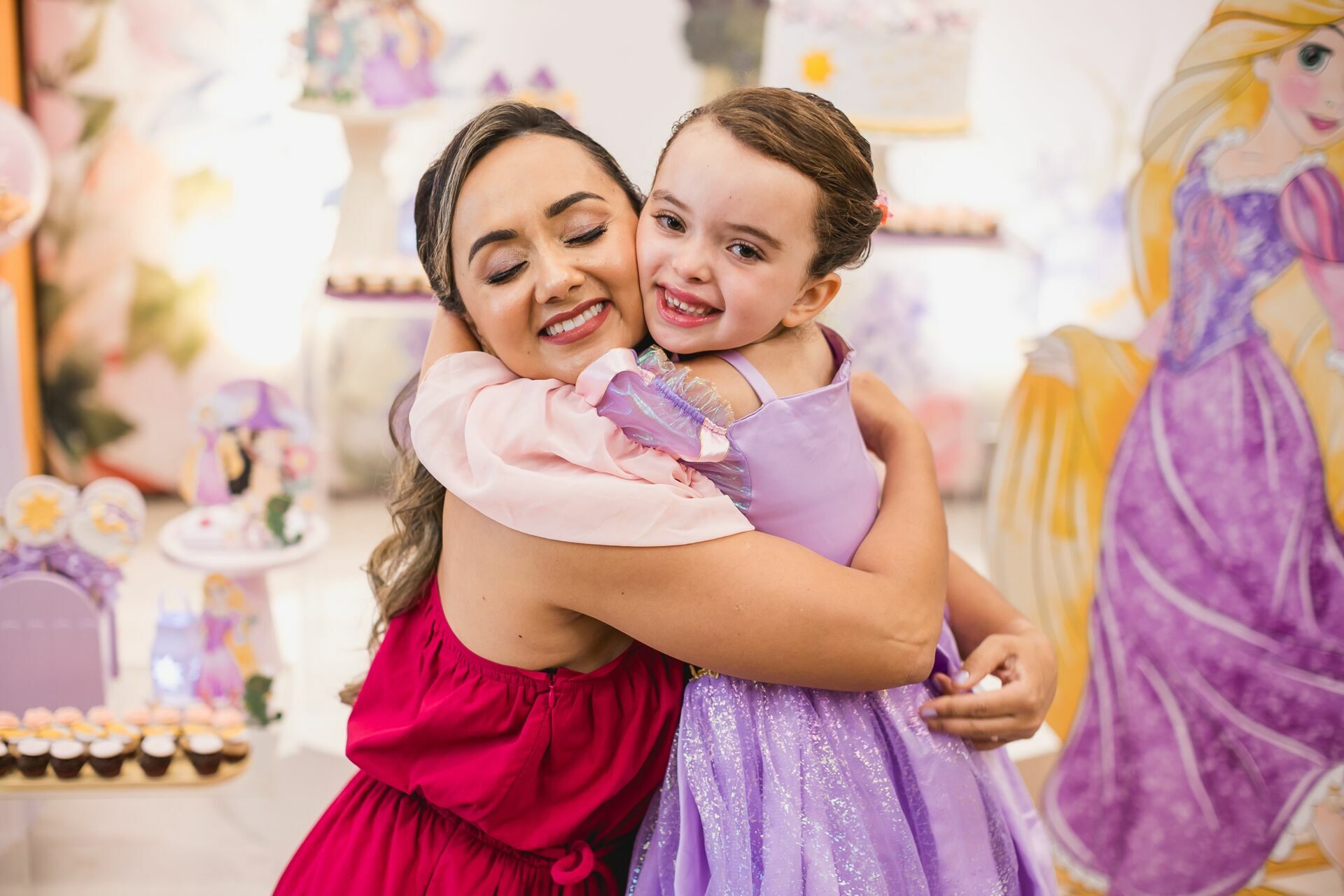 Foto Aniversário Infantil . Manuela 6 anos . Rapunzel . Vila Pindô . Serra - ES Foto Aniversário Infantil . Manuela 6 anos . Rapunzel . Vila Pindô . Serra - ES - Imagem 28