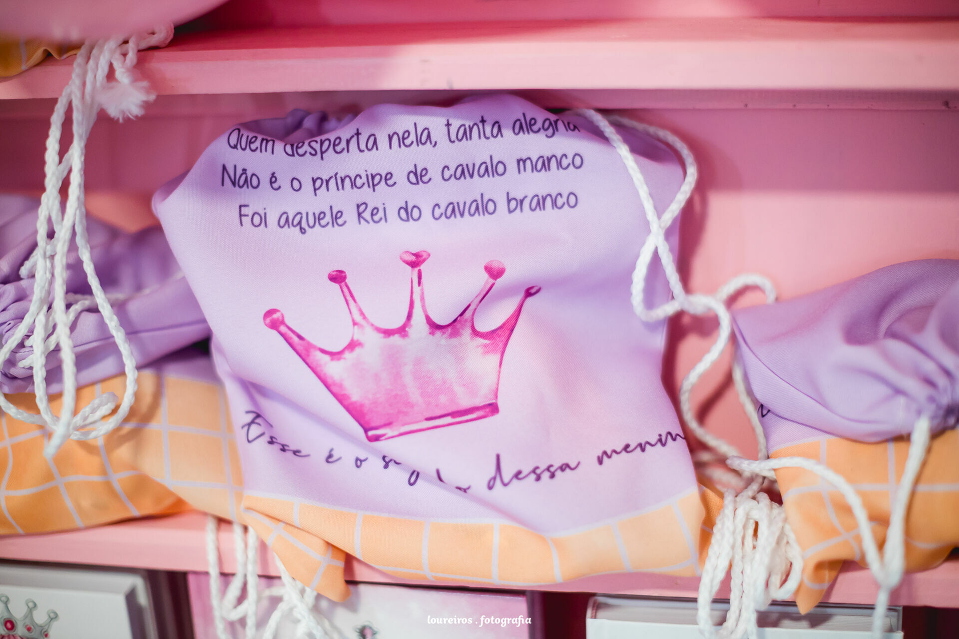 Foto Festa Infantil . Bela 3 anos . Princesas . Vila Velha -ES Foto Festa Infantil . Bela 3 anos . Princesas . Vila Velha -ES - Imagem 2