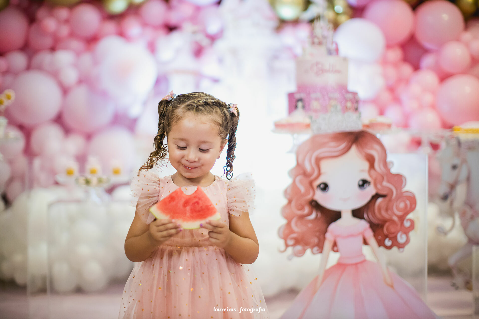 Foto Festa Infantil . Bela 3 anos . Princesas . Vila Velha -ES Foto Festa Infantil . Bela 3 anos . Princesas . Vila Velha -ES - Imagem 7