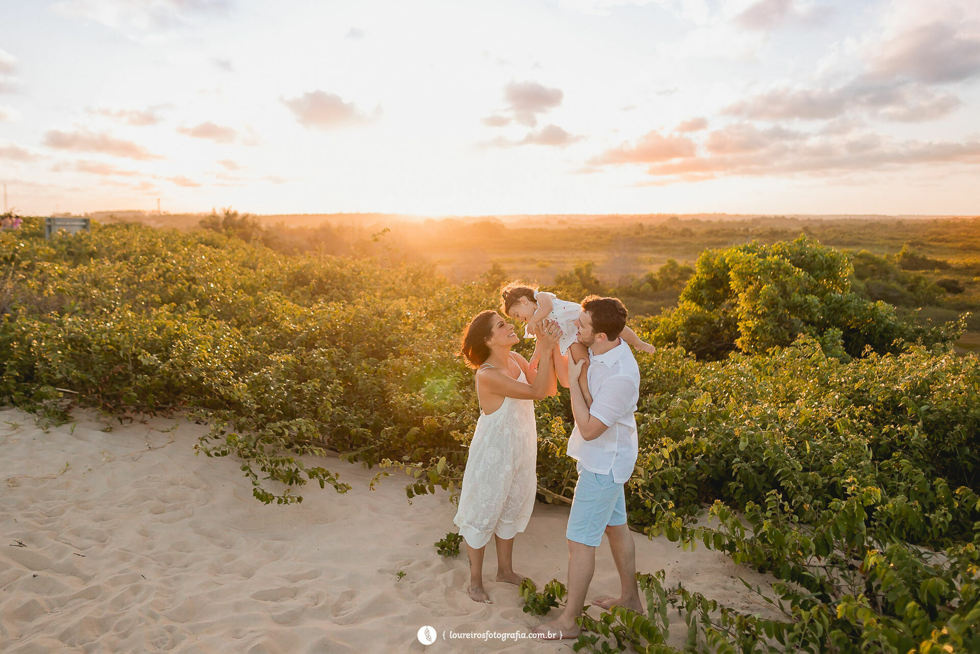 Foto Ensaio Família . Dunas de Itaúnas - ES - Imagem 18