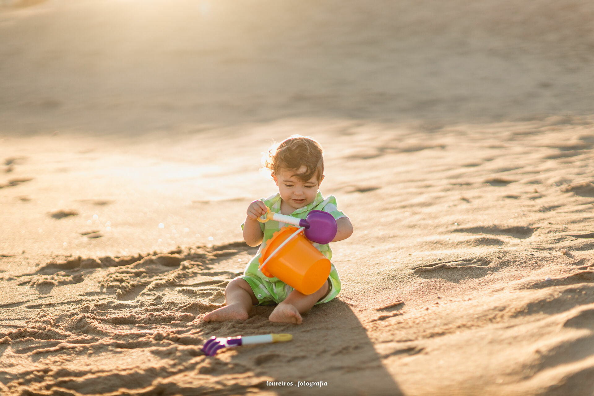 Foto Ensaio Família . João 1 ano . Praia de Camburi . Vitória - ES - Imagem 18