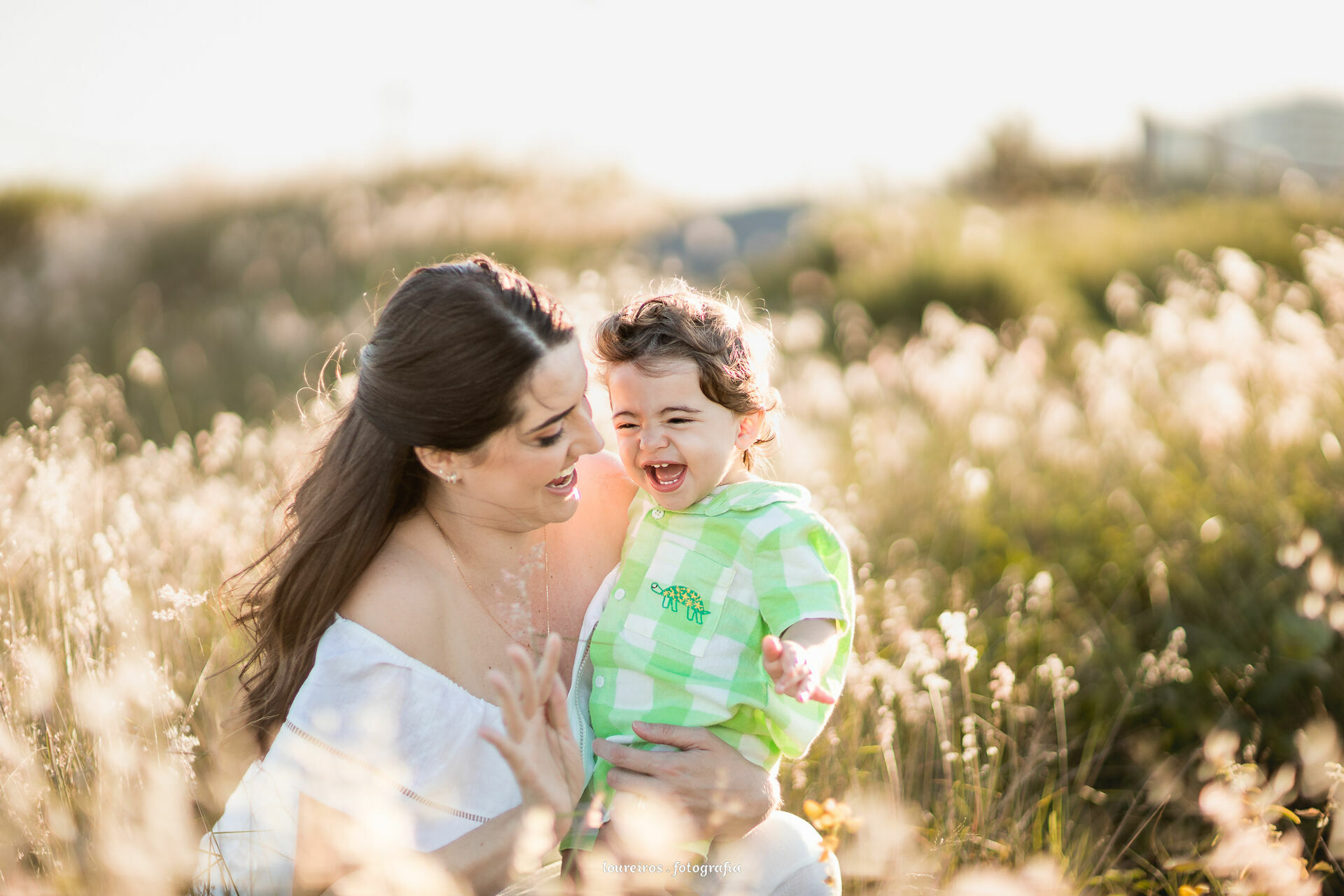 Foto Ensaio Família . João 1 ano . Praia de Camburi . Vitória - ES - Imagem 9